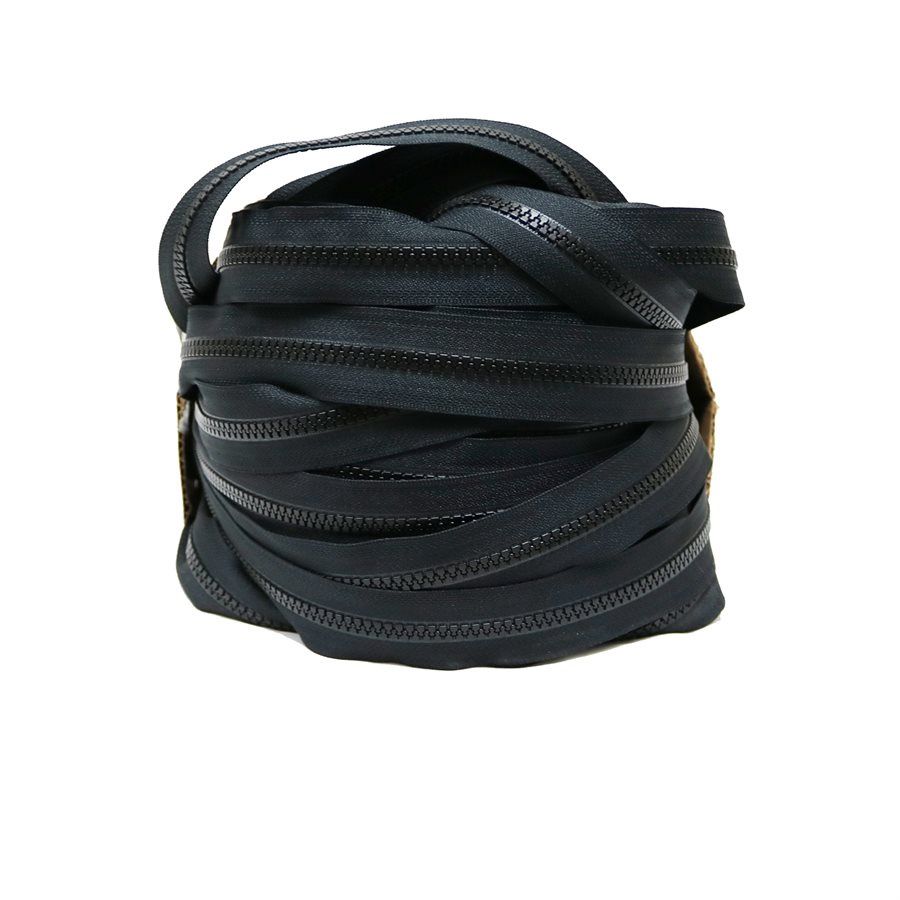 Molded Zipper Chain (Marine) YKK, Size: #5 Molded Plastic Zipper Chain Black(Yd.) (Roll Size: 219 yds)