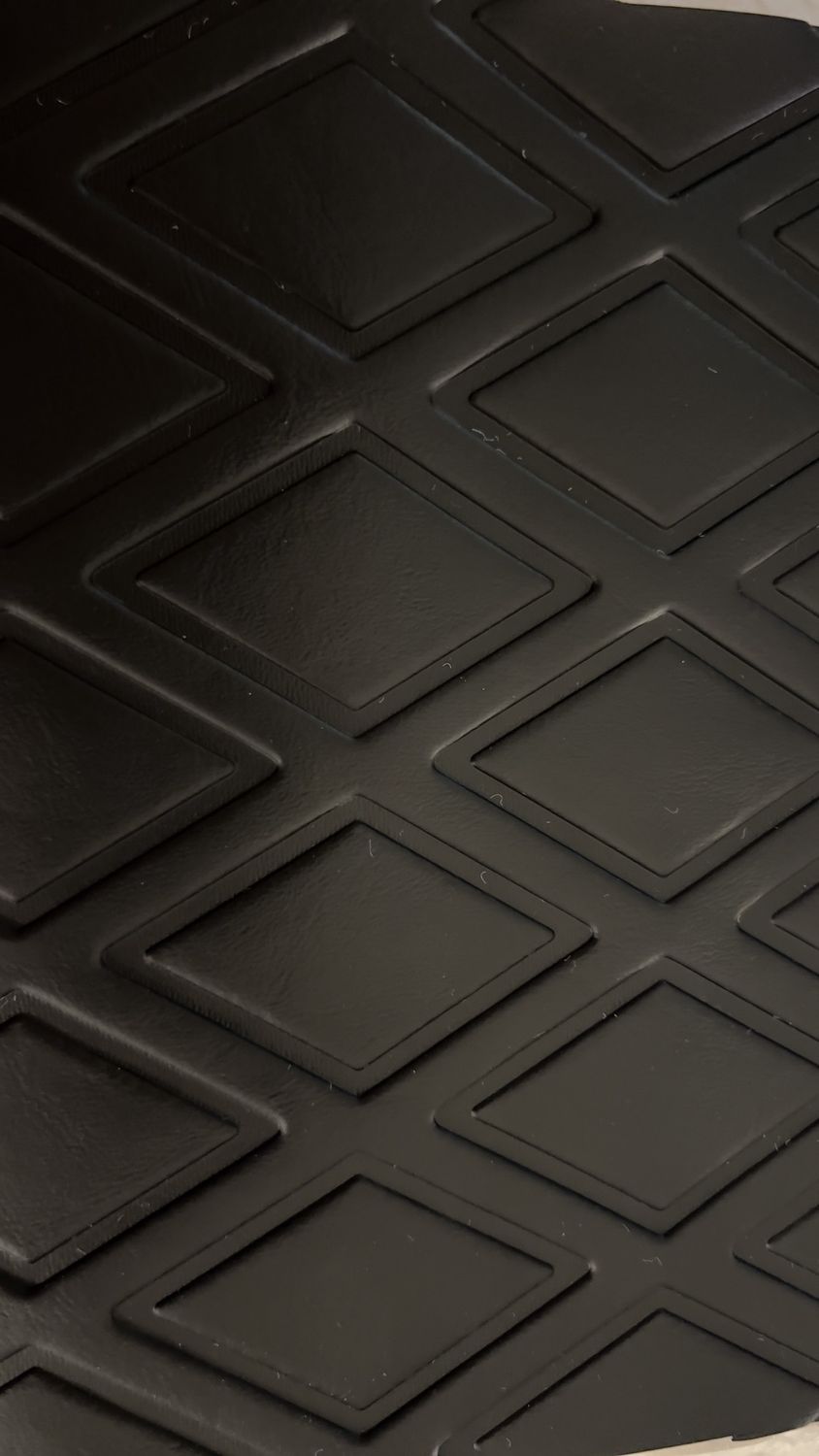 Seascape Marine Double Diamond &amp; Hexagon Vinyl (15 yd Rolls), Color: Double Diamond Black #13 (SSDD-13)