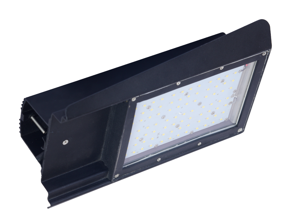 Road Wings LED Light(Outdoor) 18W-35W-70W, Thick Toughened Glass Body, For Industrial LIGHTS, Road and Highway LIGHTS, Commercial And Residence Society Street LIGHTS, Perimeter Lighting