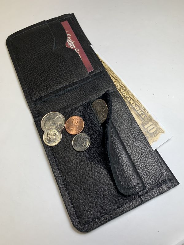 5-Pocket Bifold Wallet W/Coin Pouch, Color: Black