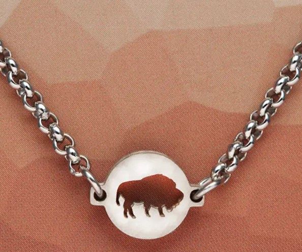 Mini O Bison Bracelet, Design: Bison