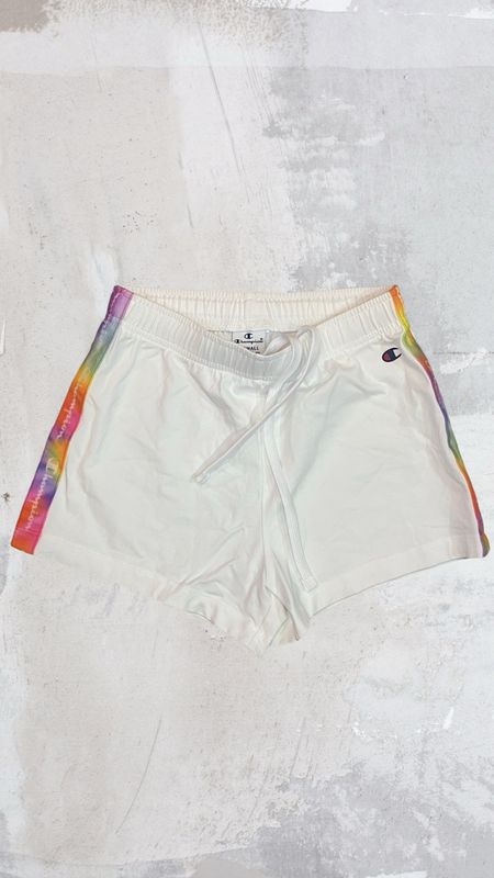 Short Champion White Rainbow