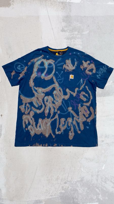 Camiseta Carhartt Blue Black Light by FreeByrds