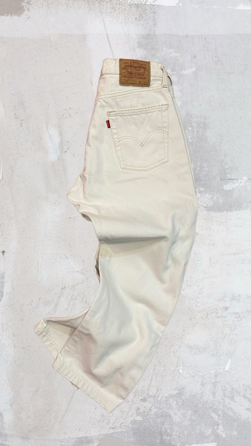Levi’s 510 White