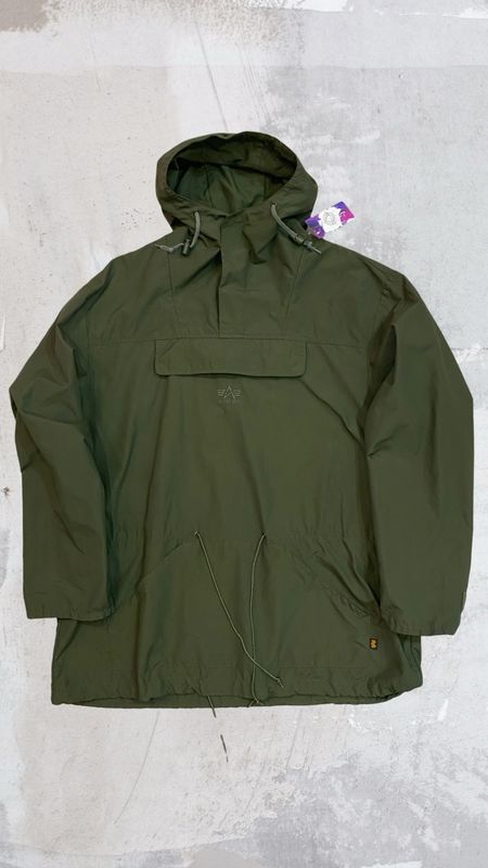 Canguro Alpha Industries