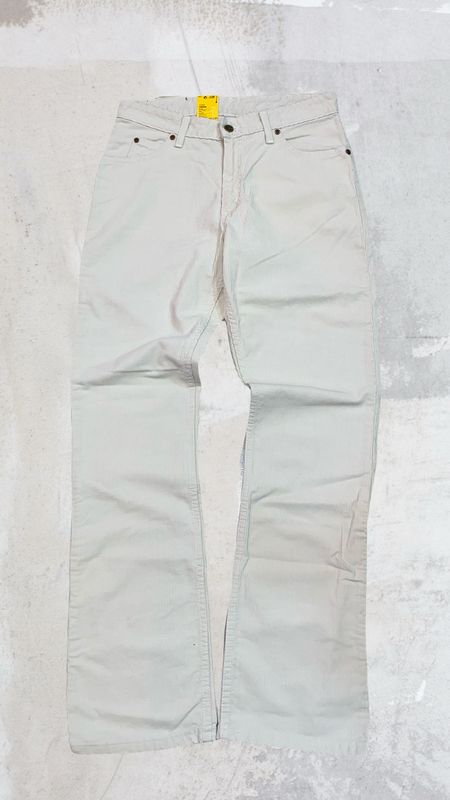 Pantalón Lee Pana modelo CAMERON. DS