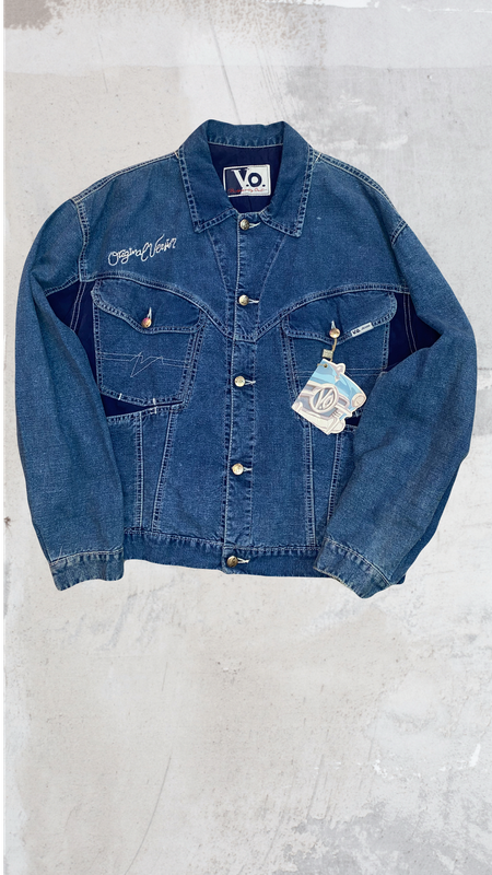 Cazadora Vintage V.O. Jeans. 