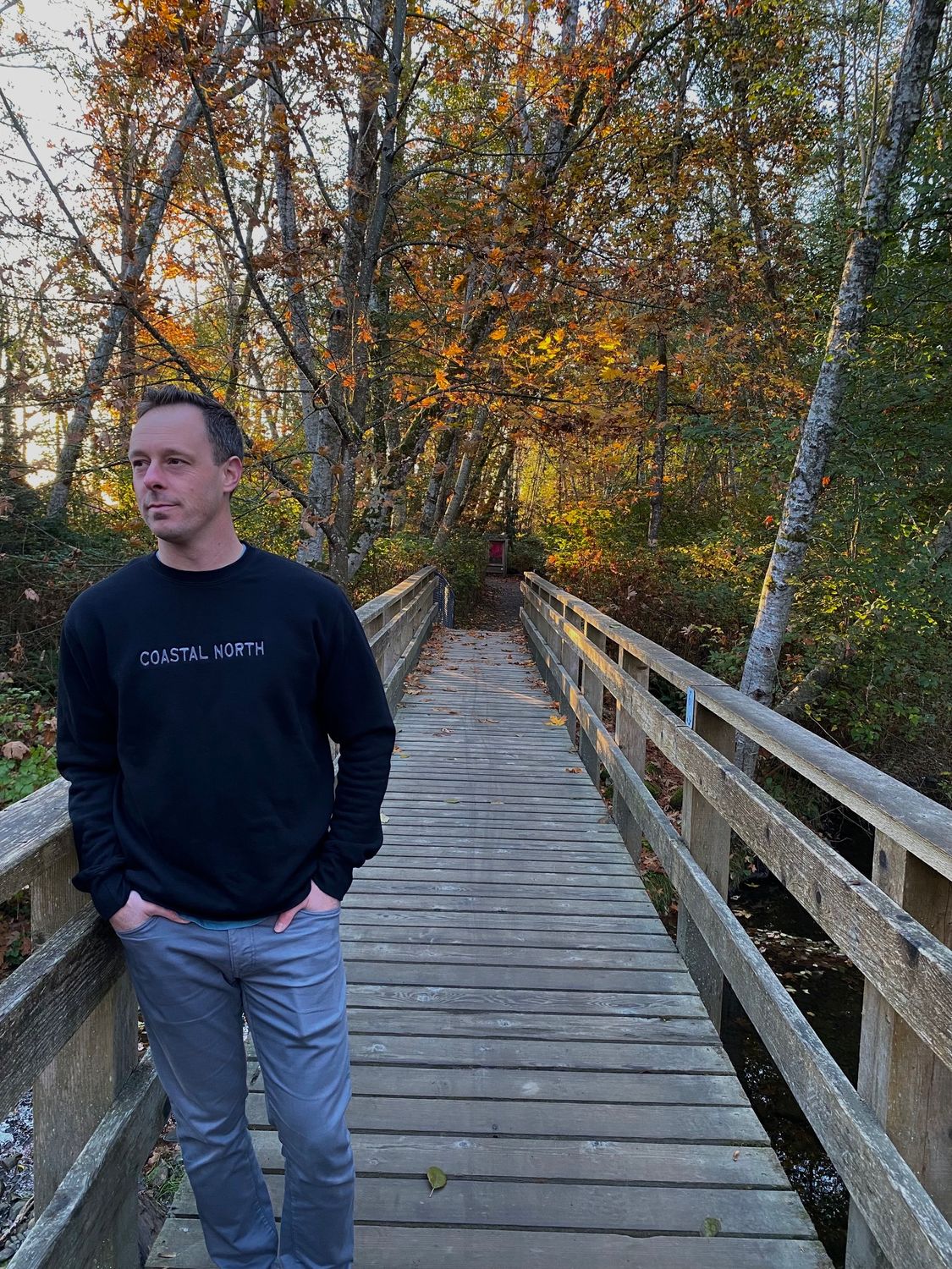 Coastal North Embroidered Crew