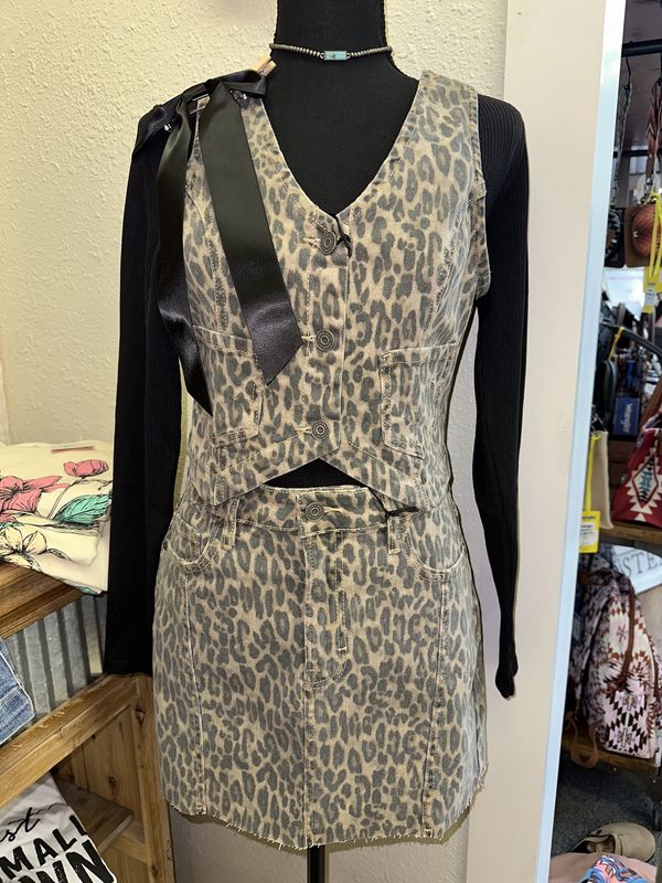 High Rise Cheetah Mini Skirt