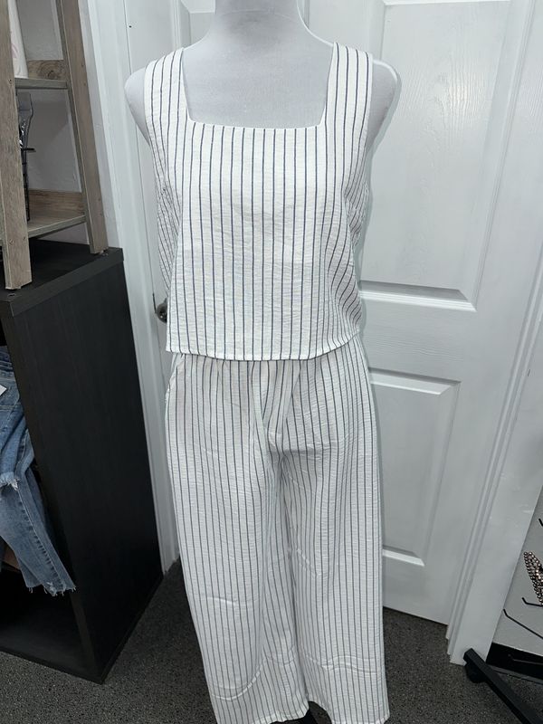 Pin Stripe Sleeveless Tank and wide Leg Pants set