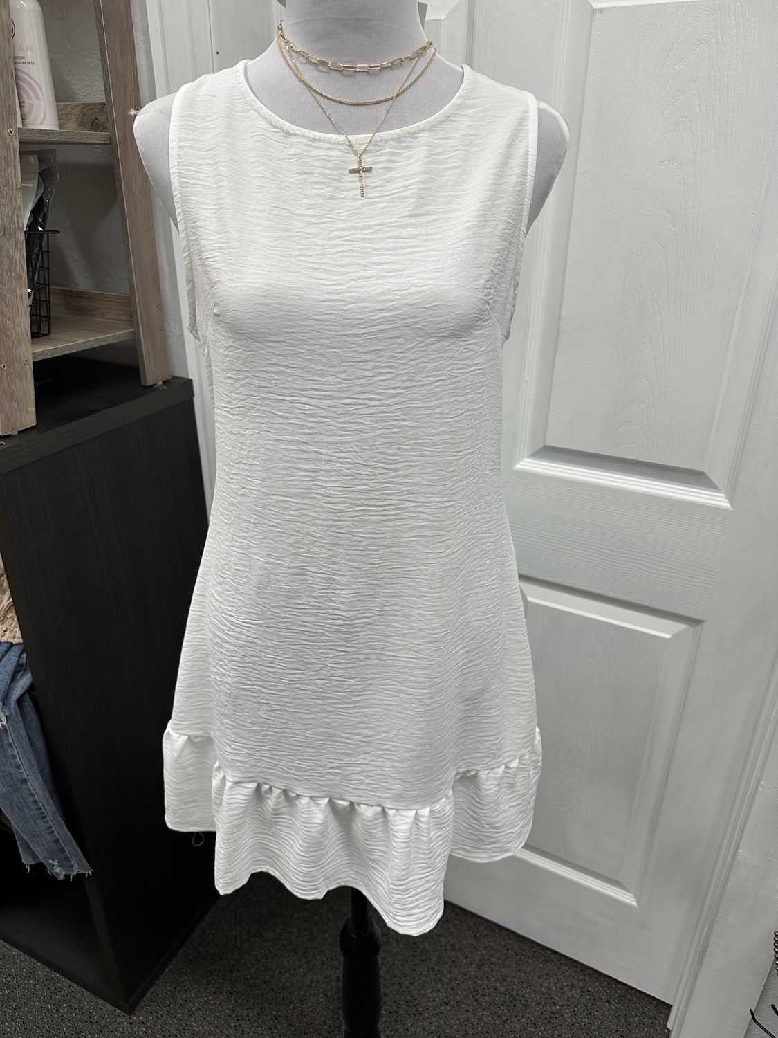 Round neck Sleeveless back tie dress