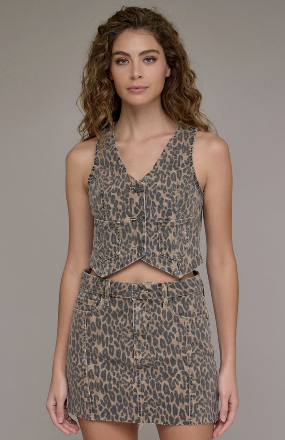 Cheetah Cropped Fitted Vest
