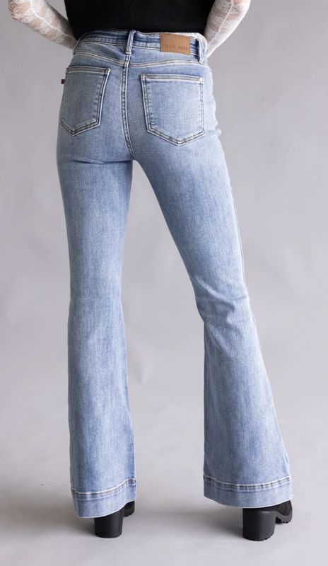 Judy Blue Mid Rise Flare