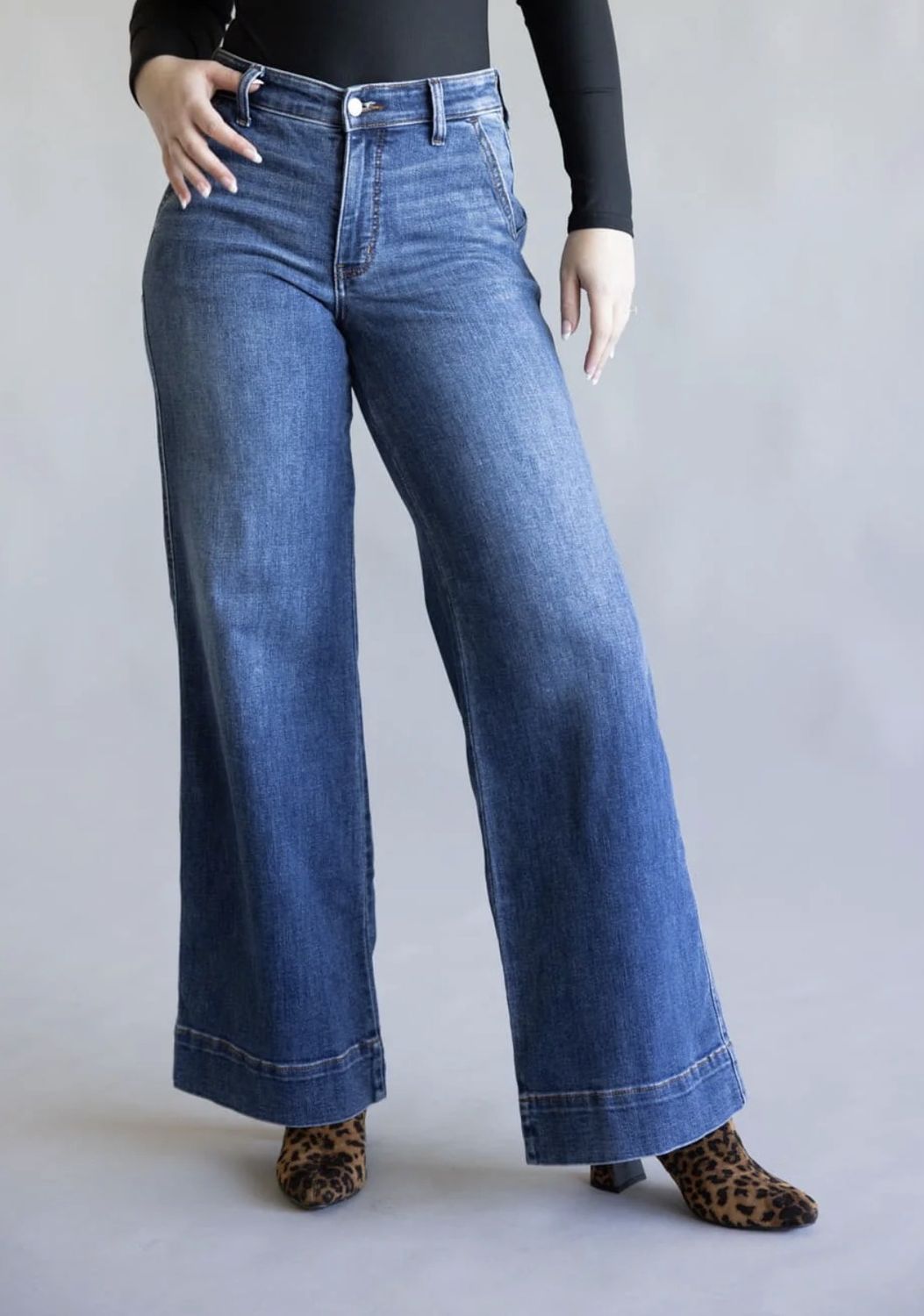 Judy Blue Mid Rise Trouser Retro Fit Jeans