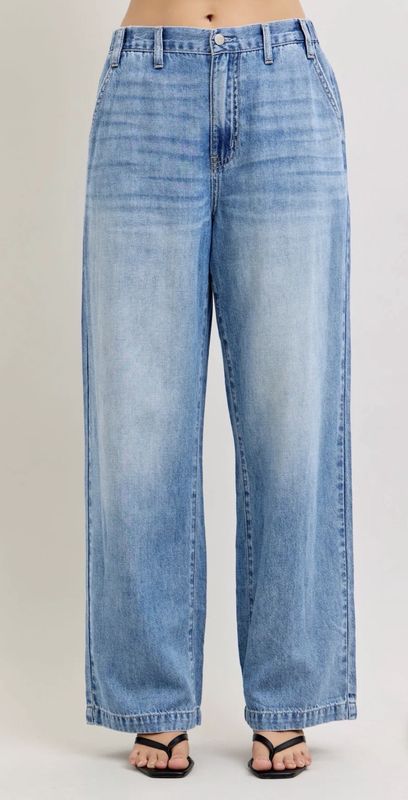 Judy Blue HW Featherweight Baggy Elastic Jeans