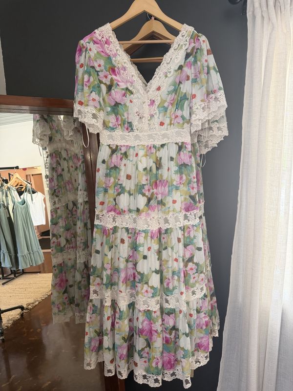 Water Painting Floral Printed Trim Lace detail Dress with Flutter sleeve