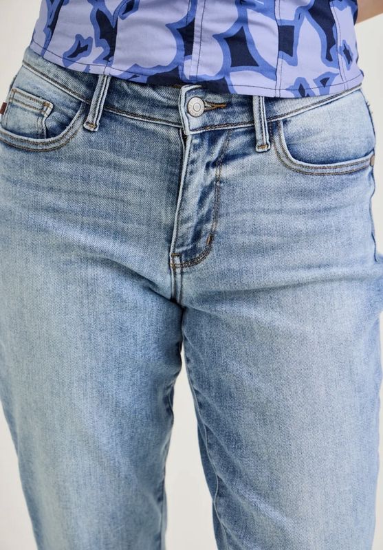 Judy Blue MR Slim Fit W/ Cell Pocket Jeans