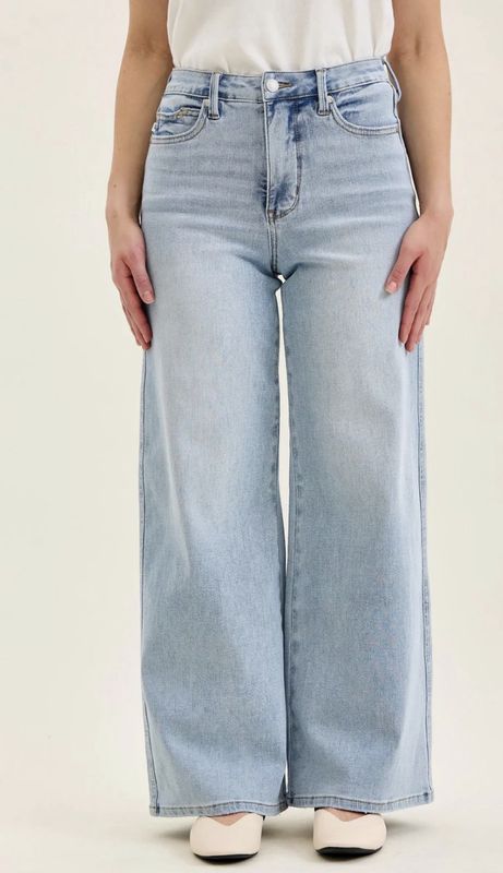 Judy Blue High Waist Retro Wide with Curve Coin Pocket