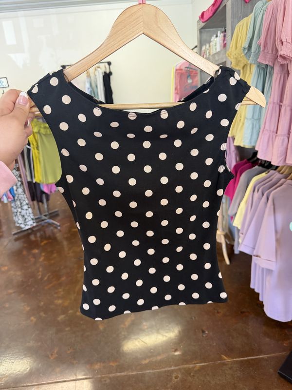 Polka Dot Boat Neck Seamless Knit Top