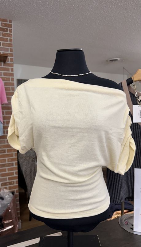 One Shoulder Ruched Short Sleeve Top