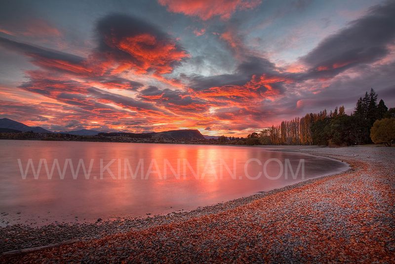 Lake Wanaka Sunrise in Autumn