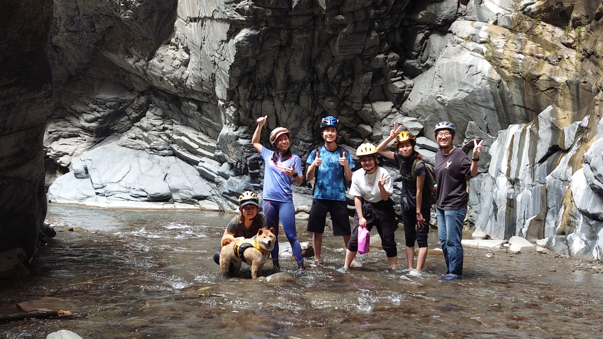 高雄茂林露營-多納一線天 |  2天1夜 |  高雄出發