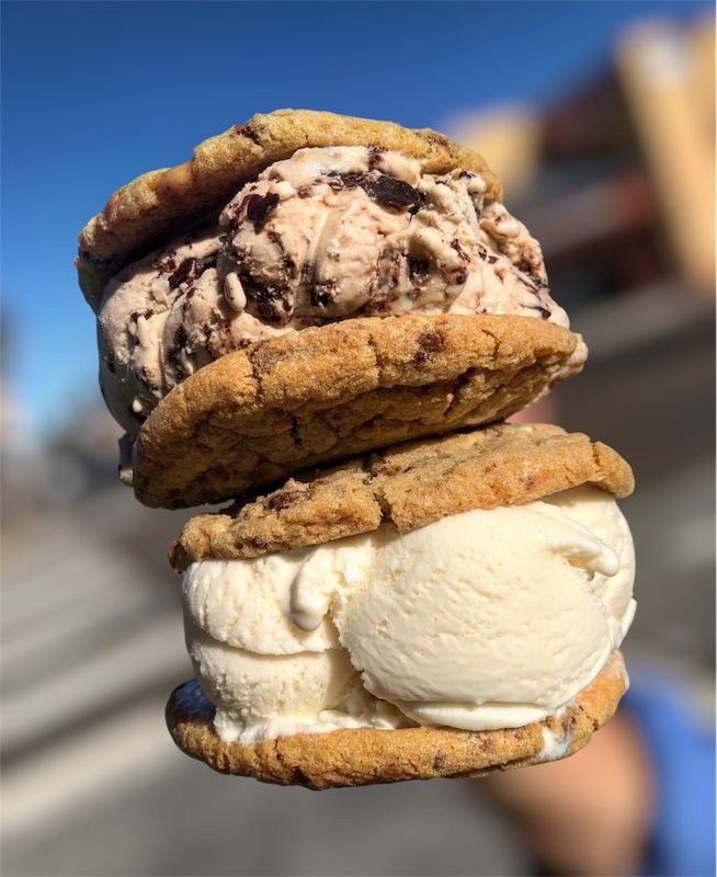 Cookie sandwich
