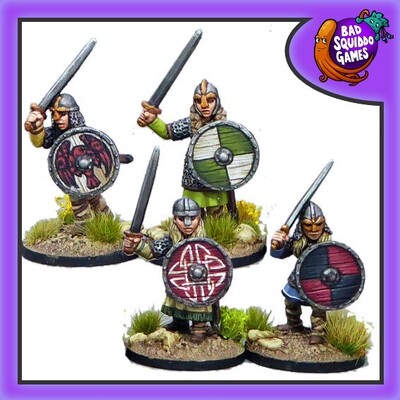 Shieldmaiden Hearthguard with Swords (4)