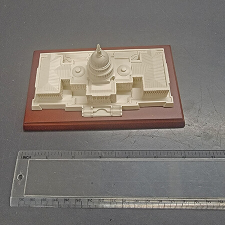 5 1/4 inch Capitol Building Sculpture