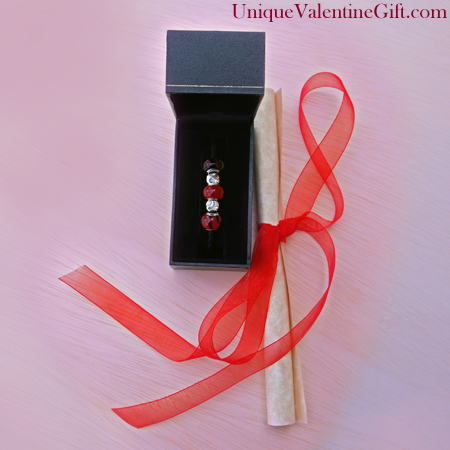 Valentine's Day - Love Charm Bracelet With Valentine Letter