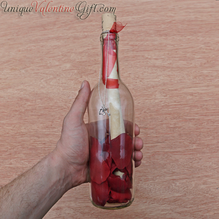 Valentine&#39;s Day - Casanova Message in a Bottle