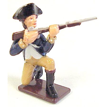 Colonial Infantryman Kneeling Figurine - 17620