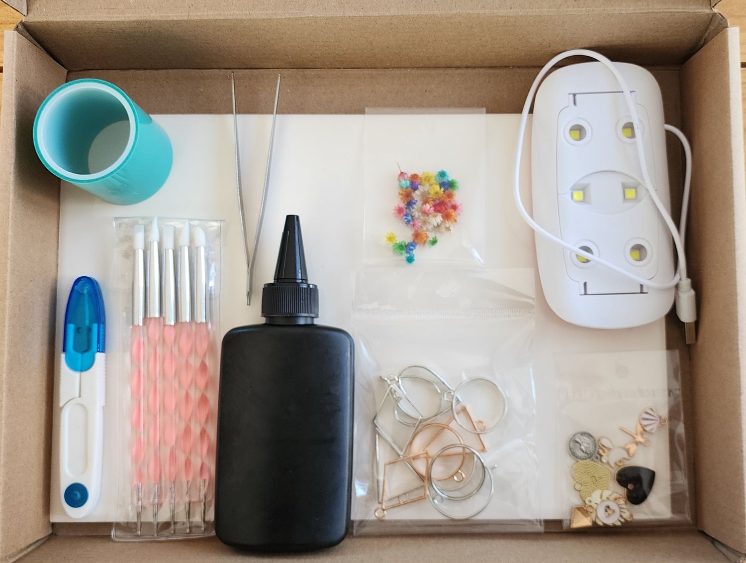 UV resin kit