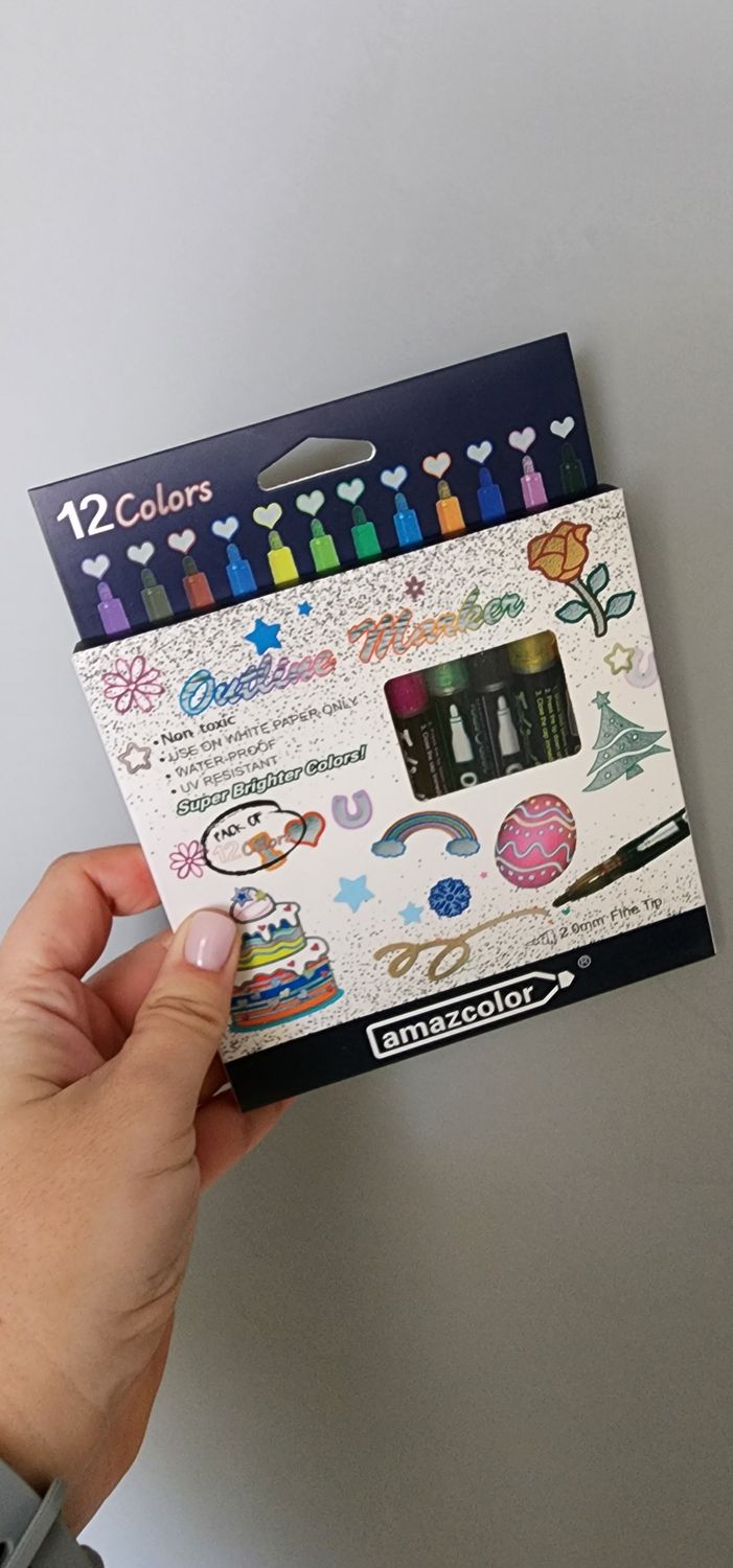 Acrylic paint pens