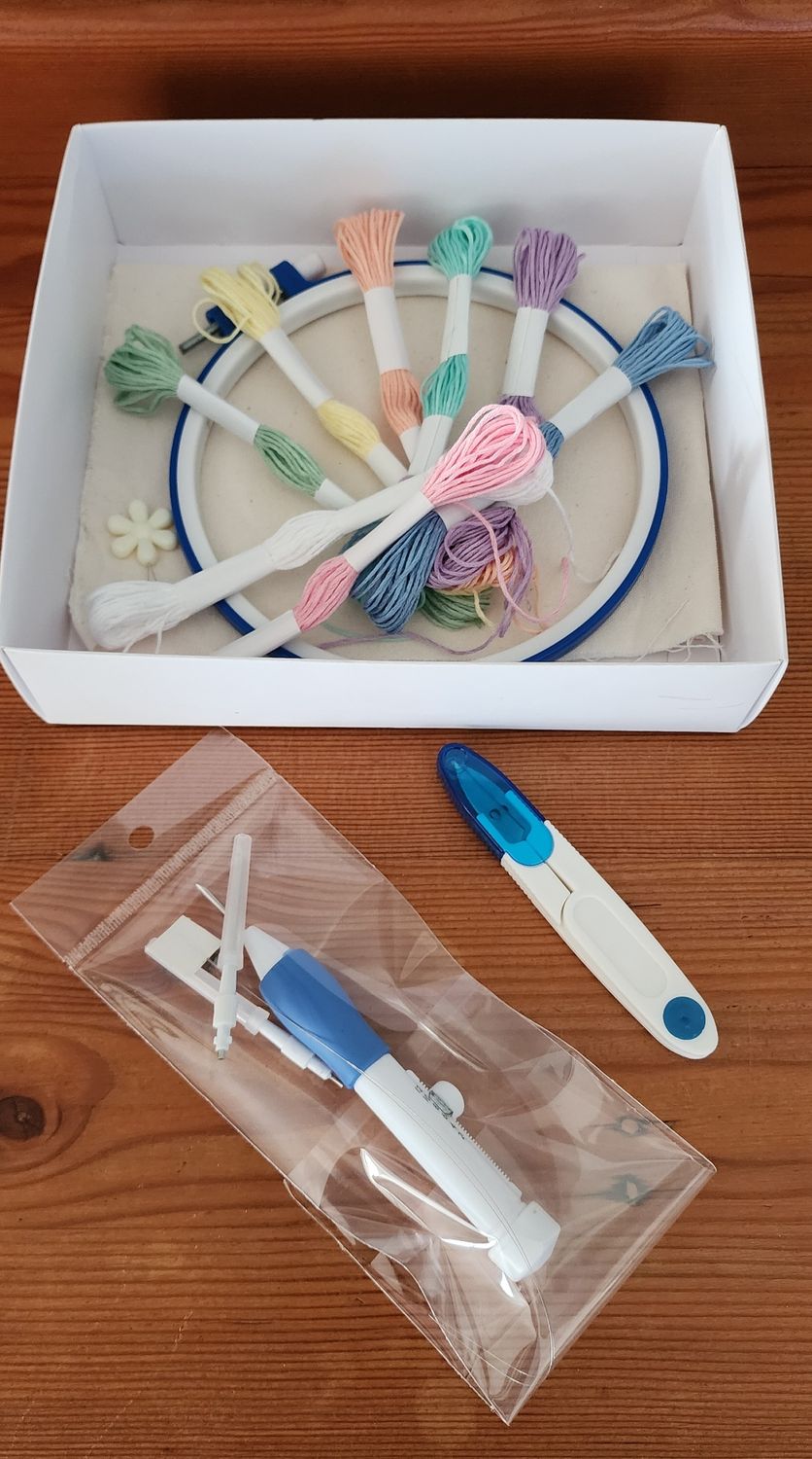 Punch needle kit (pastel)