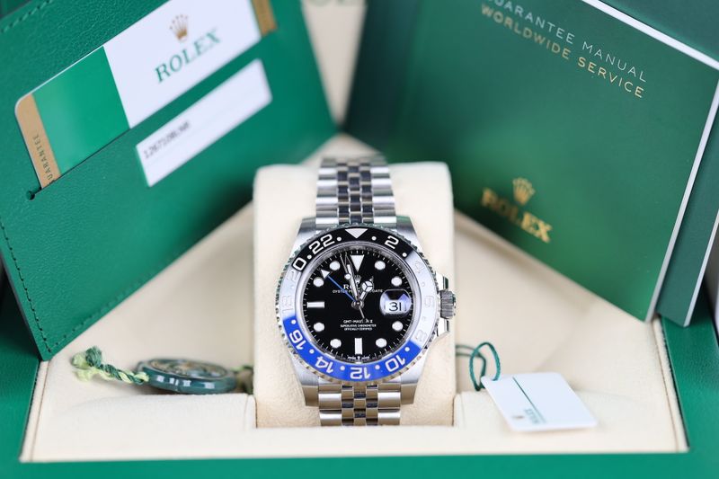 Rolex GMT-Master II Batgirl - 2019