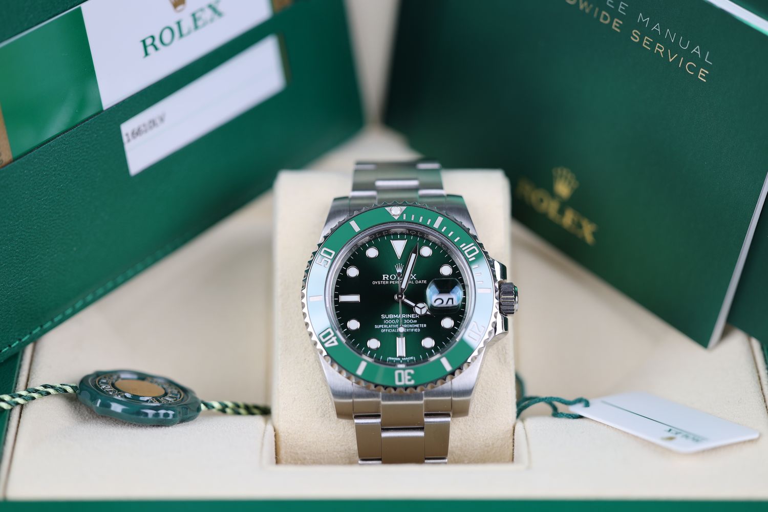 Rolex Submariner Date 'Hulk' - 2015