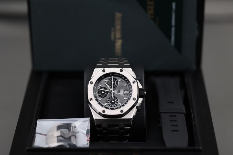Audemars Piguet Royal Oak Offshore Chronograph Titan - 2021