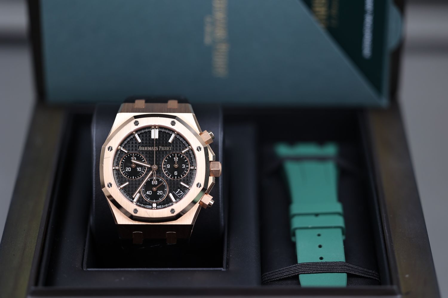 Audemars Piguet Royal Oak Chronograph Roségold Schwarz - 2023