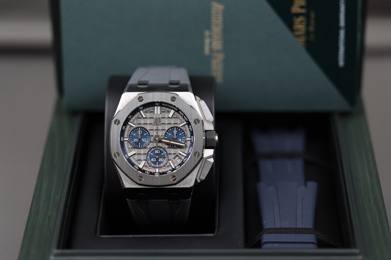 Audemars Piguet Royal Oak Offshore Selfwinding Chronograph Grau - 2021