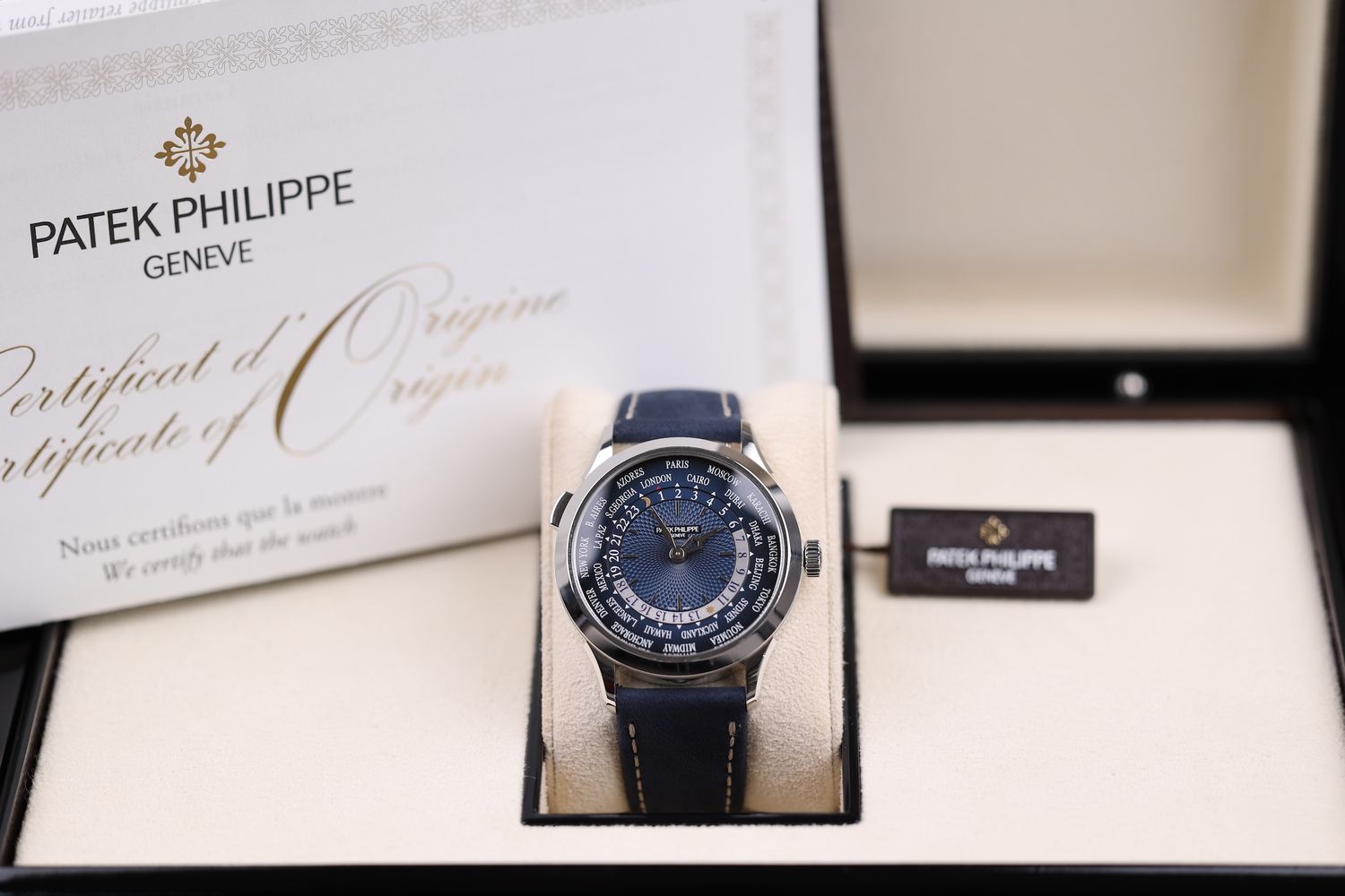 Patek Philippe World Time Platin - 2024