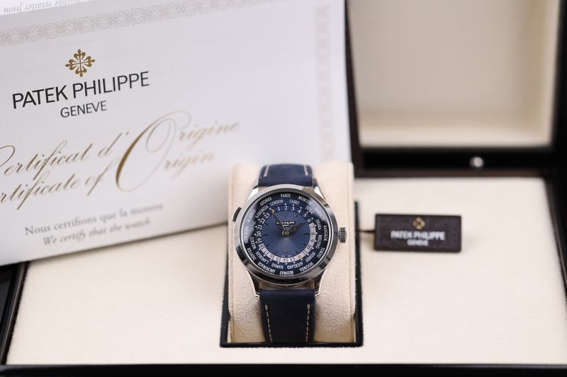 Patek Philippe World Time Platin - 2024