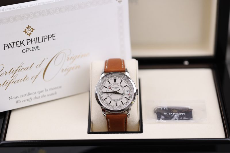 Patek Philippe Calatrava Weekly Calendar - 2023
