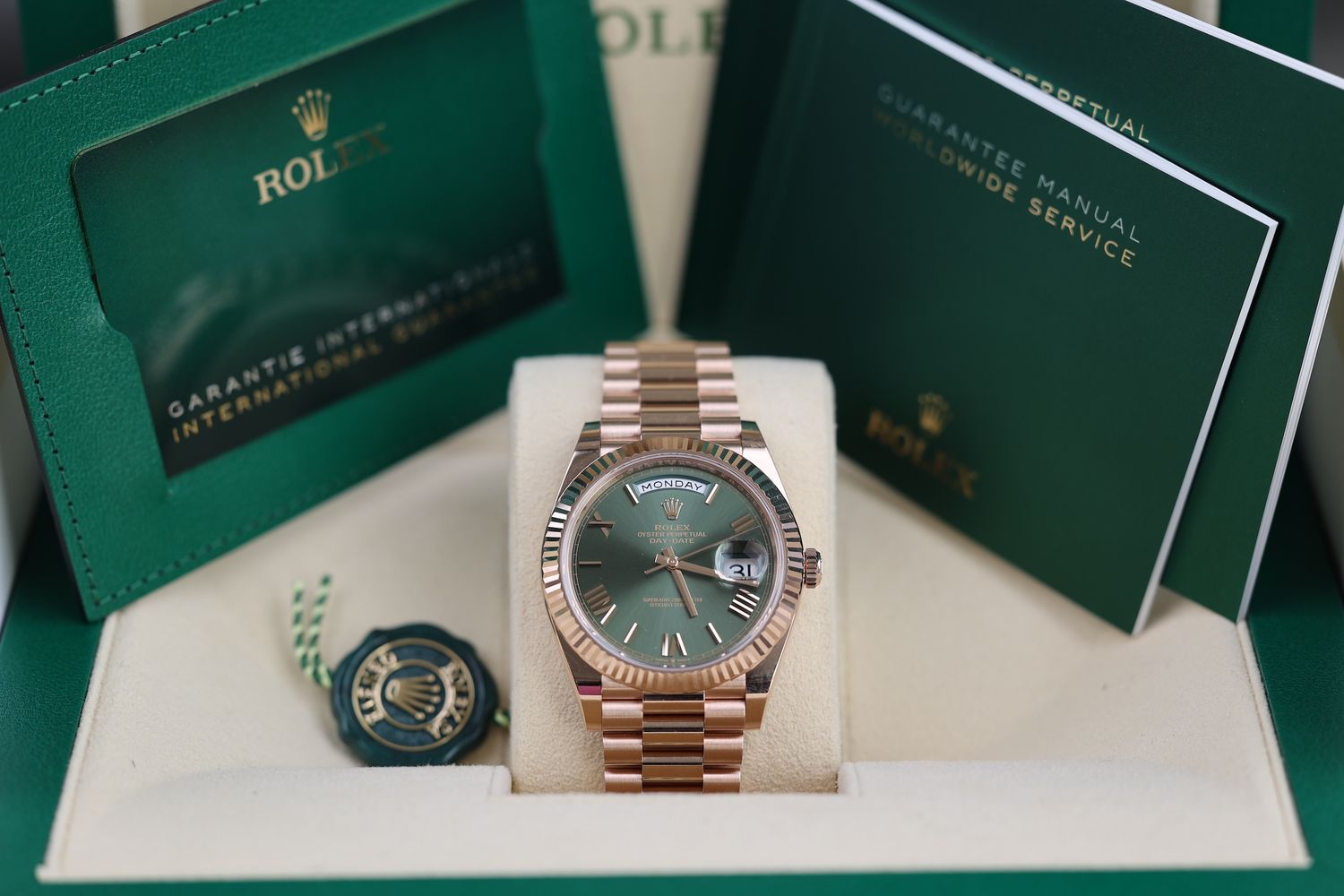 Rolex Day-Date 40 Roségold Olive Green - 2023