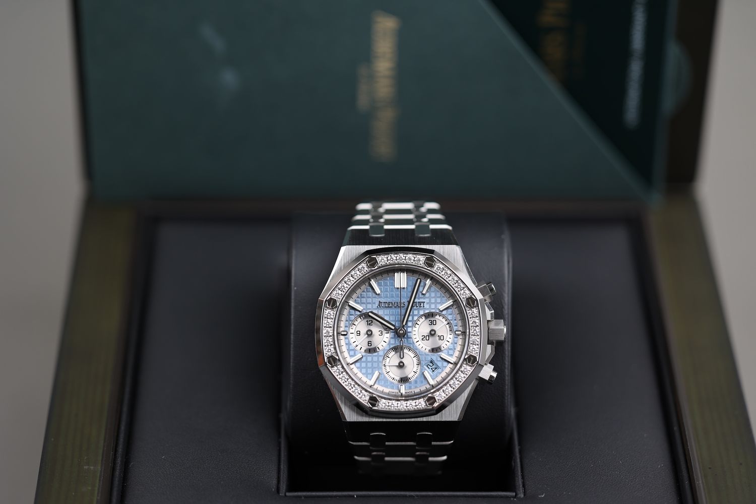 Audemars Piguet Royal Oak Chrono Blau DIA - 2023 Audemars Piguet Royal Oak Chrono Blau DIA - 2023
