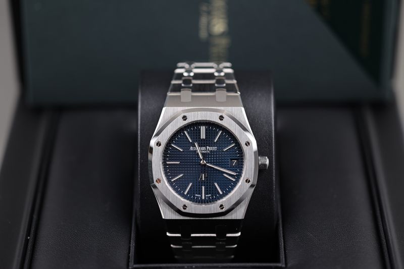 Audemars Piguet Royal Oak Jumbo 'Extra Thin' 15202 - 2020
