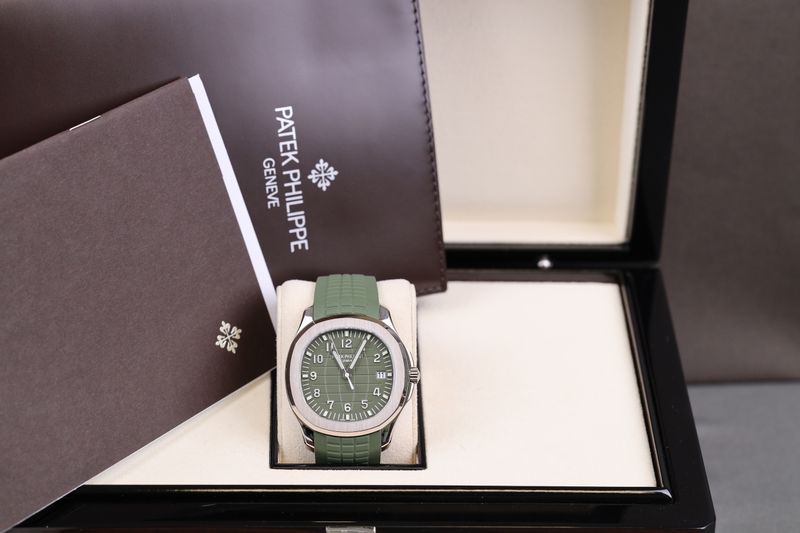 Patek Philippe Aquanaut Weißgold Grün - 2024