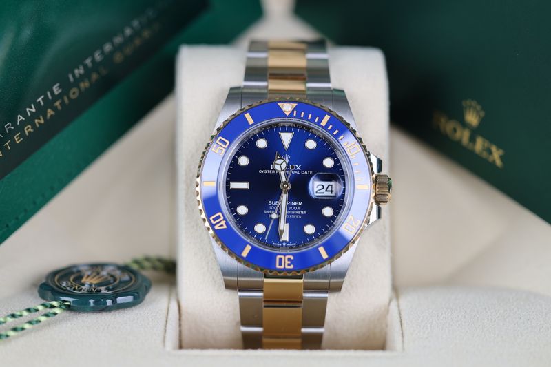 Rolex Submariner Date Stahl/Gelbgold Blau - 2021
