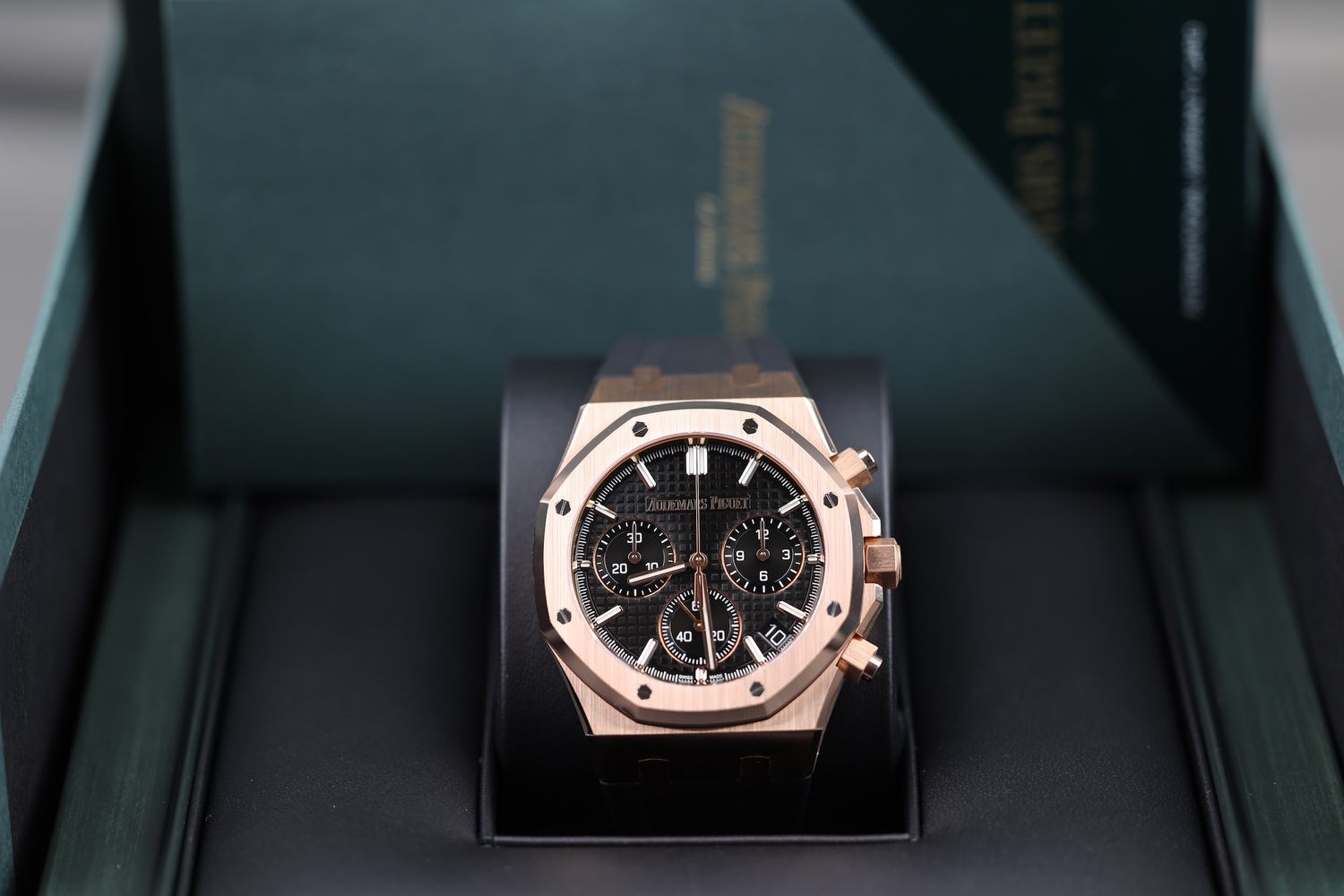 Audemars Piguet Royal Oak Chronograph Roségold Audemars Piguet Royal Oak Chronograph Roségold "50th Anniversary" - 2022