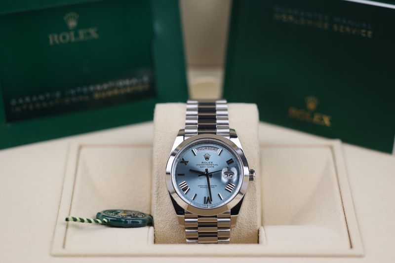 Rolex Day-Date 40 Platin Römisch Dial - 2022